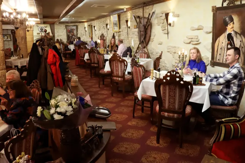 Restaurant nuntă Maramureș – Castel Transilvania